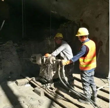 新邵水下抗分散灌浆料特点 水下不分散注浆料介绍