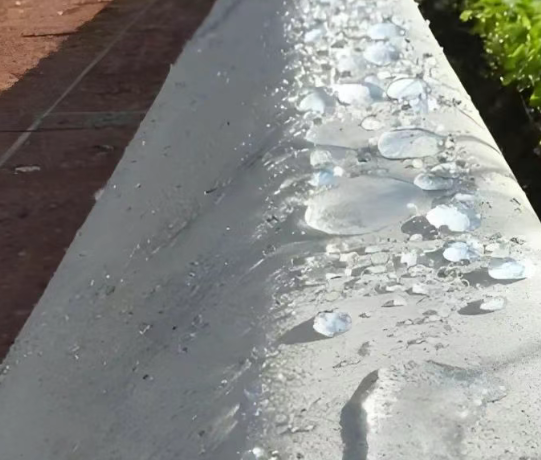 新邵硅烷浸渍涂料在混凝土保护中的应用